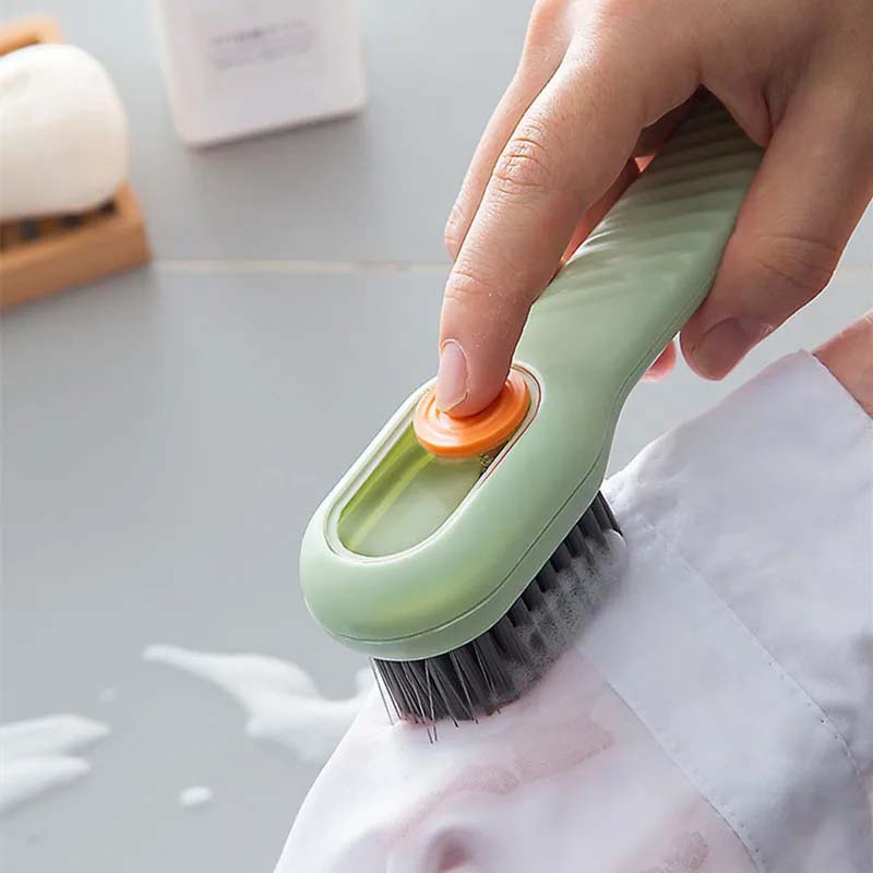 Cepillo Multifuncional para Zapatos con Dispensador de Jabón